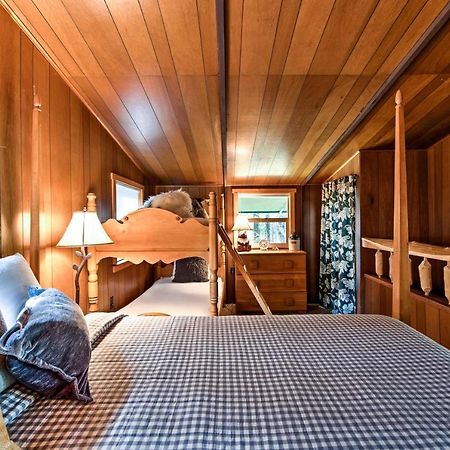 Serene Washington Escape With Deck And Mountain Views! Packwood Ngoại thất bức ảnh