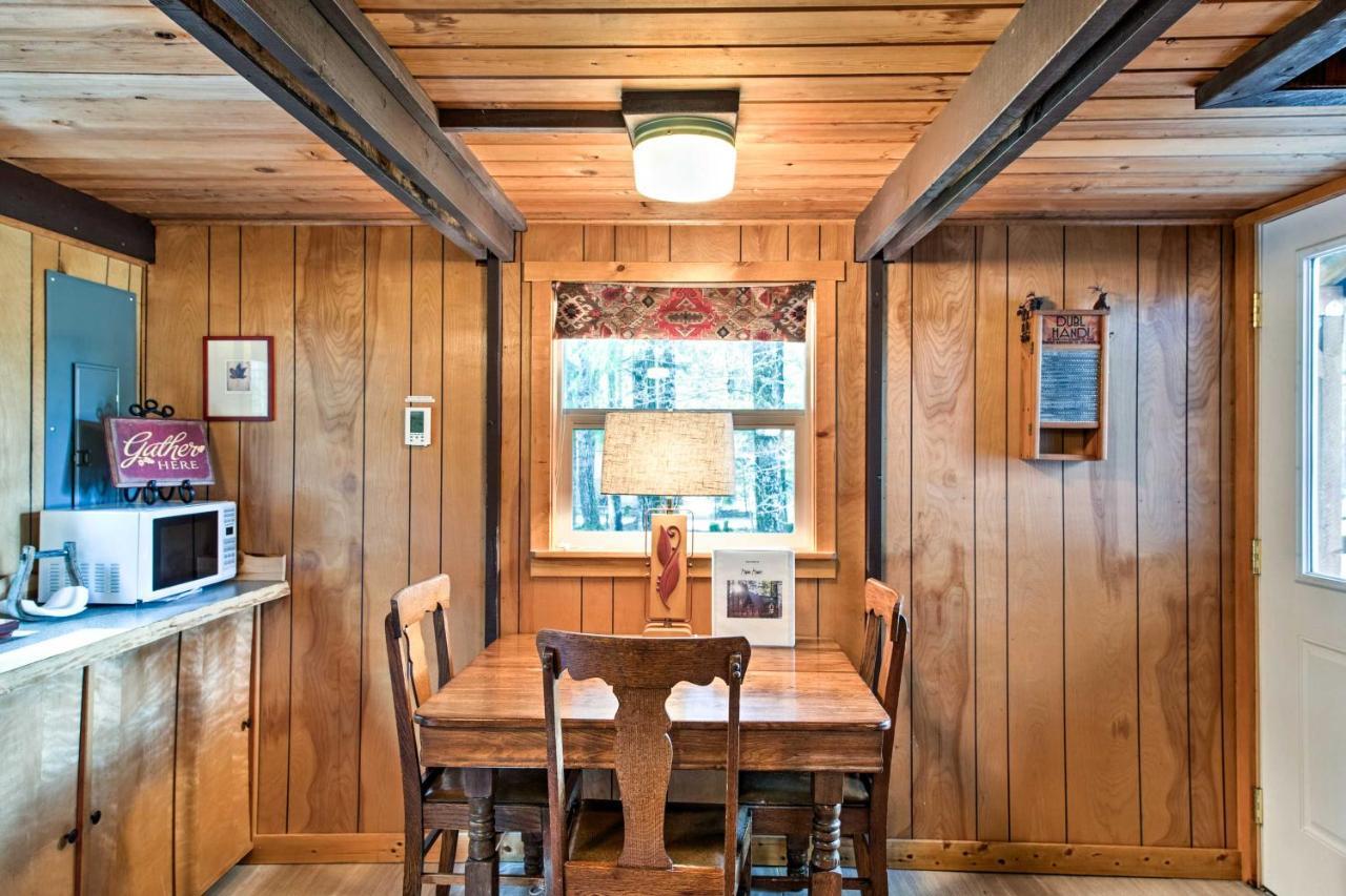 Serene Washington Escape With Deck And Mountain Views! Packwood Ngoại thất bức ảnh